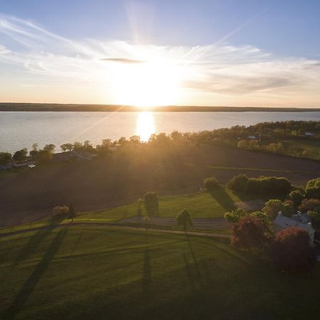 Yale Manor B&B & Yurt Glamping 外观 照片